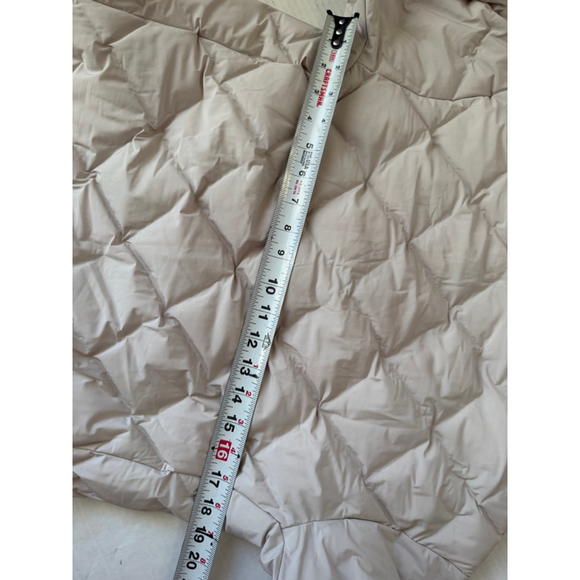 New Women's UNIQLO Pufftech Hooded Puffer Jacket XS Natural - Picture 8 of 10